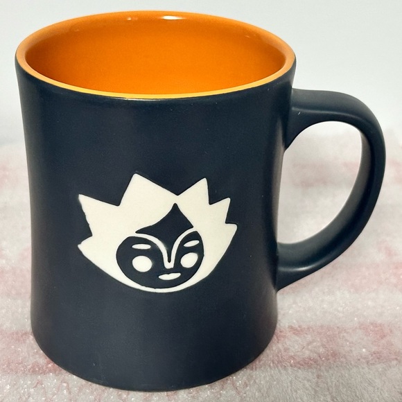 Starbucks Orange Mermaid Etched Design Collectible Coffee Mug Set of Two - Picture 6 of 10